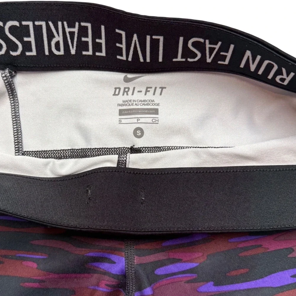 Nike Dri-FIT Camo Running Leggings Purple Burgundy Cropped Gym Tights Womens S